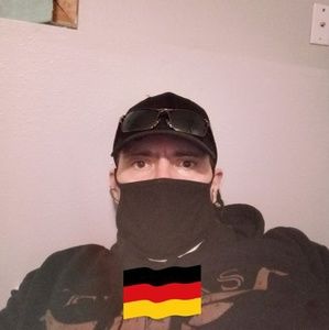 Meet your Posher, Guy